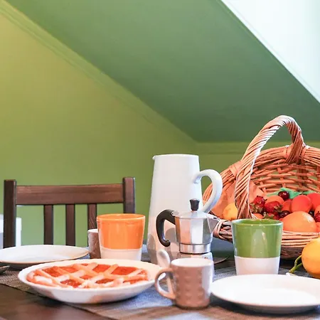 Smeralda Urban * 都灵